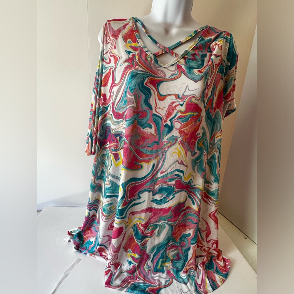 Ladies XLarge Boutique Brand Cold Shoulder Top